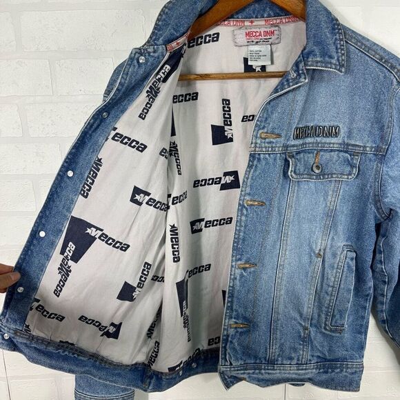 Vintage Mecca Women’s Jean Jacket Fits like a Medium - Picture 8 of 14